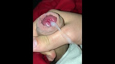 Tuga 19 anos handjob