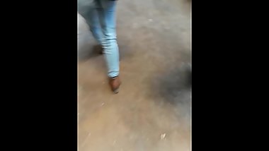 CUL BOMBÃ‰ - Etudiante brune #3  Rouler du cul au lycÃ©e
