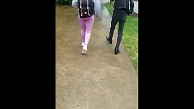 Candid College Booty in Leggings! Nice Ass On Campus!