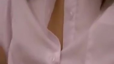 attractive japonese shoolgirls upskirt panties