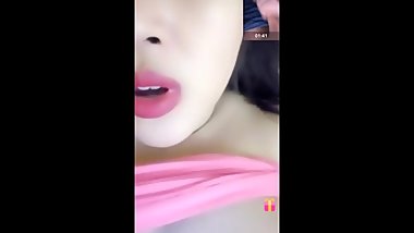Sexy Asian live