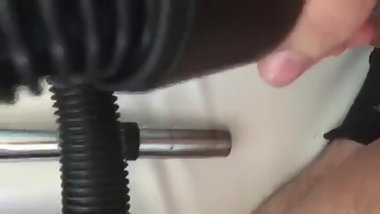 5  Sucking my Dick good with my Henry Hoover :)