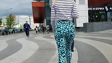 AMAZING BLONDE MORNING CARDIO LIKE BREAK THE INTERNET